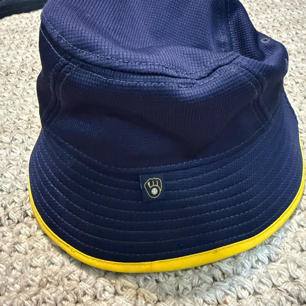 New Era Black and Yellow Bucket Hat - Picture 4 of 6